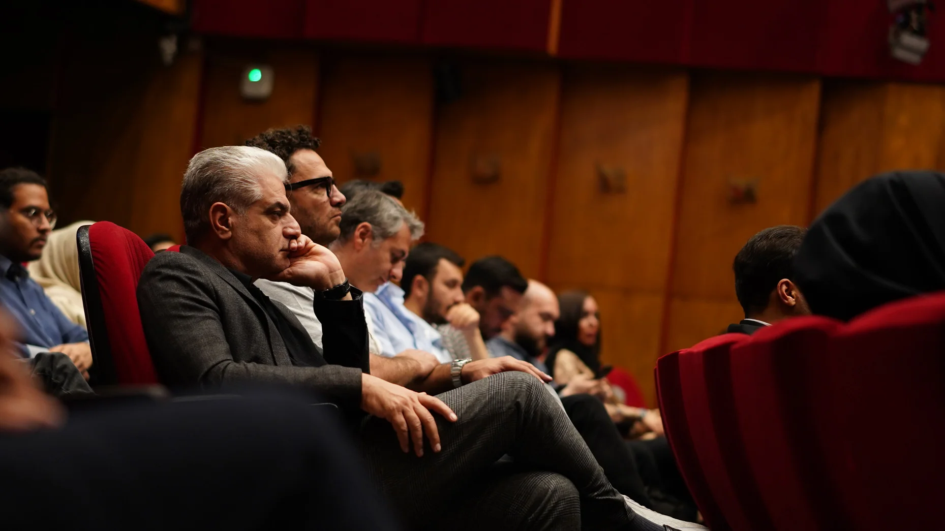 کافه ریتیل «پلتفرمها و رقابت در جهان بیمرز»