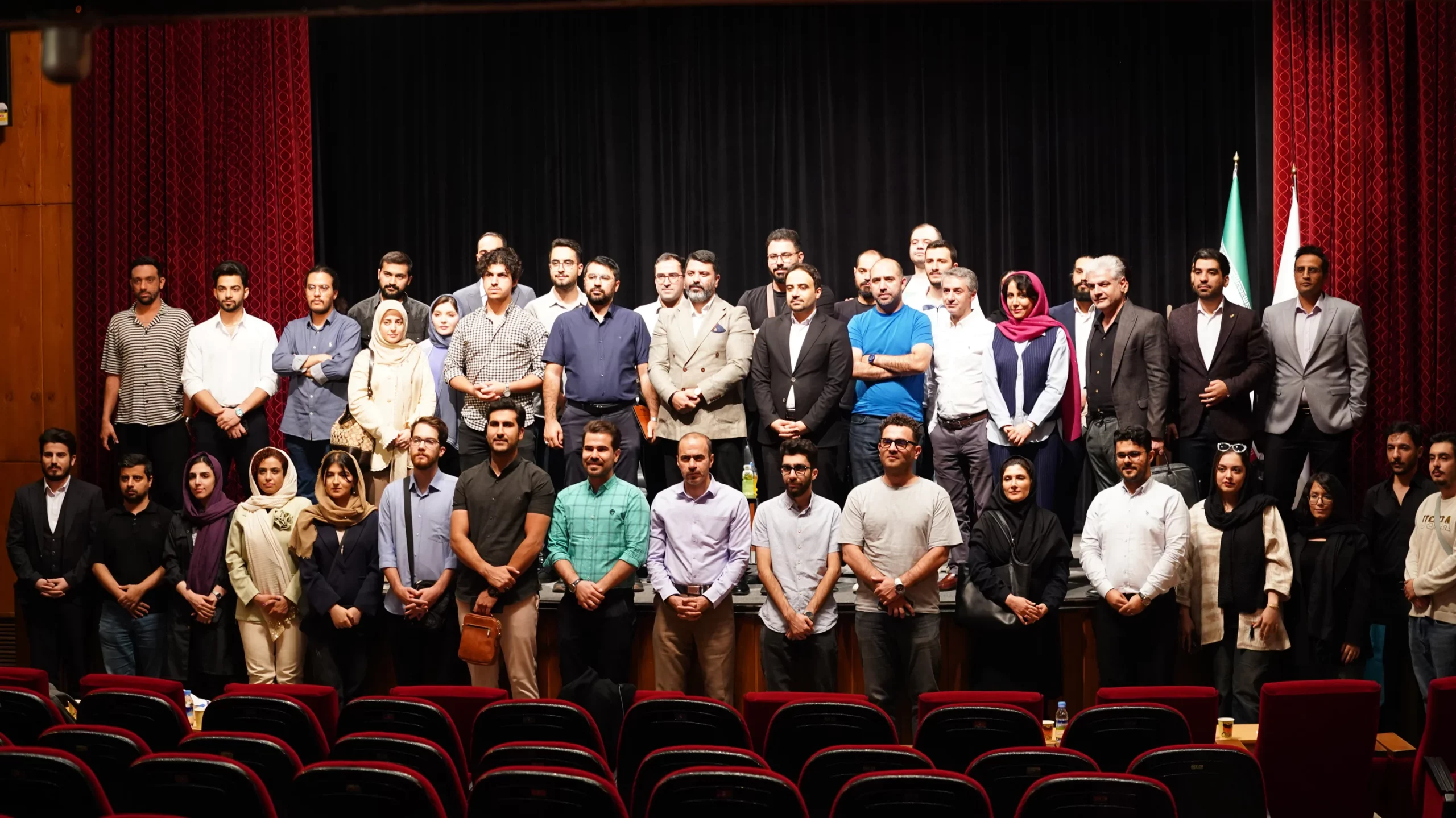 کافه ریتیل «پلتفرمها و رقابت در جهان بیمرز»